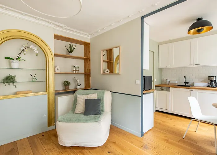 Apartman Modern Spacious Only 1 Minute Away From The Place De La Republique