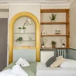 아파트 Modern Spacious Only 1 Minute Away From The Place De La Republique